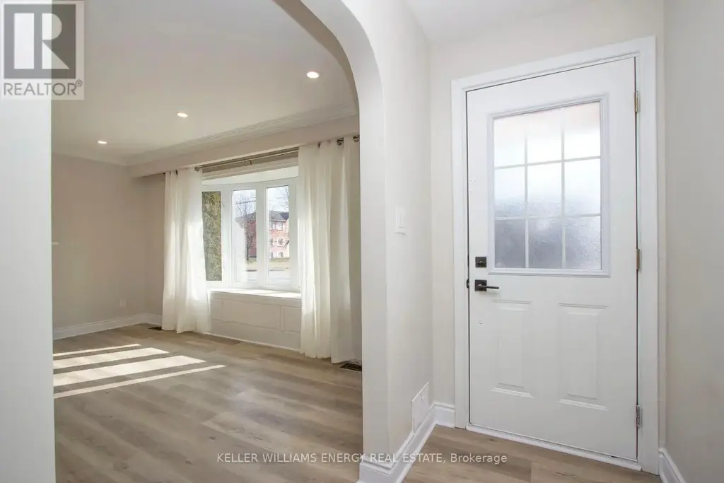 Main - 574 Olive Avenue, Oshawa (Donevan)