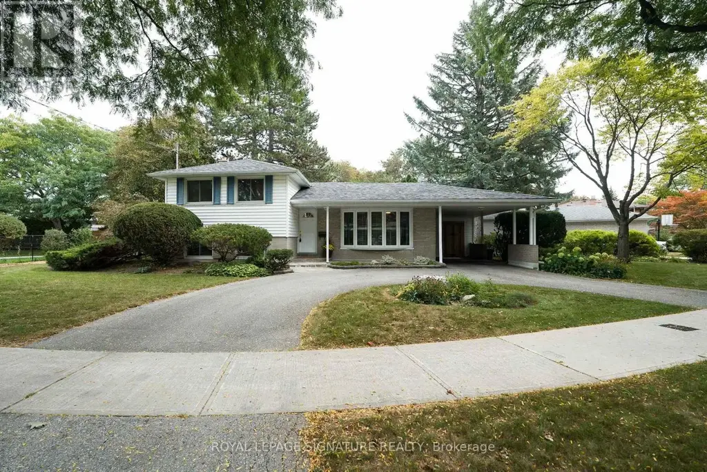 11 Bellbury Crescent, Toronto (Don Valley Village)