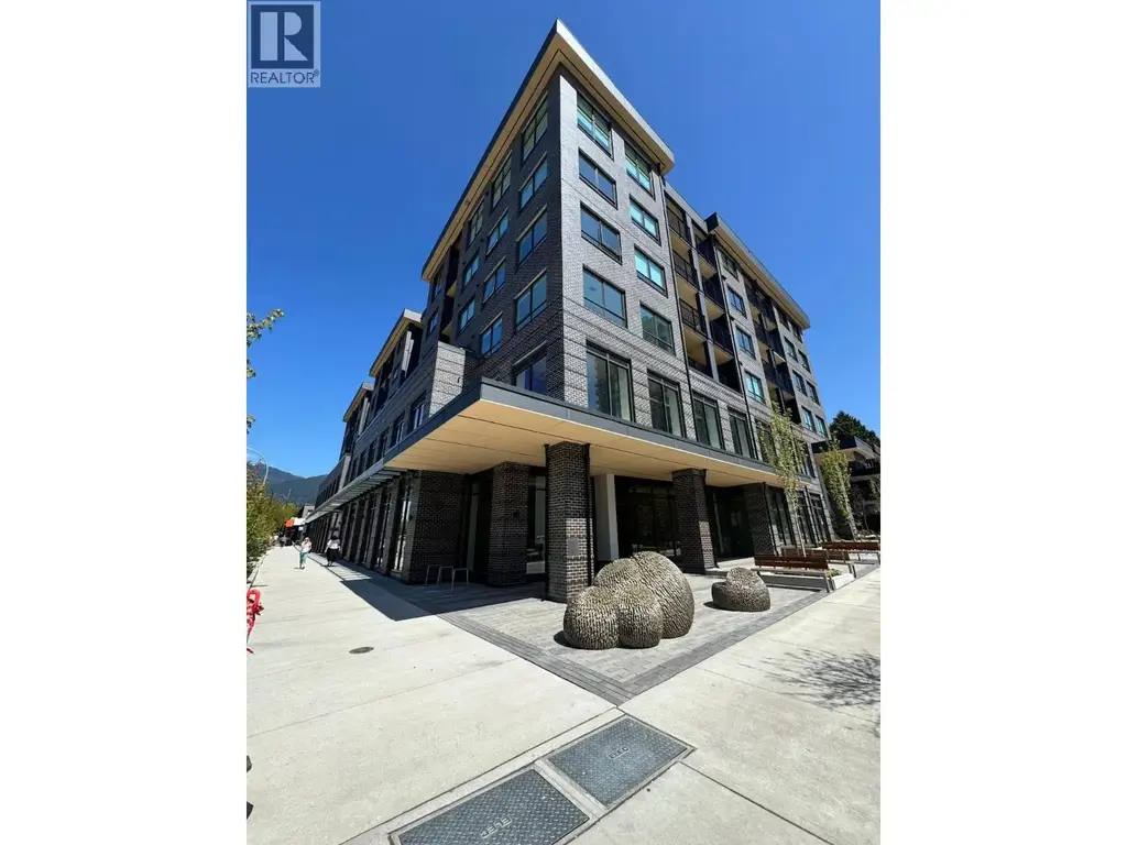 410 110 E 17th Street, North Vancouver