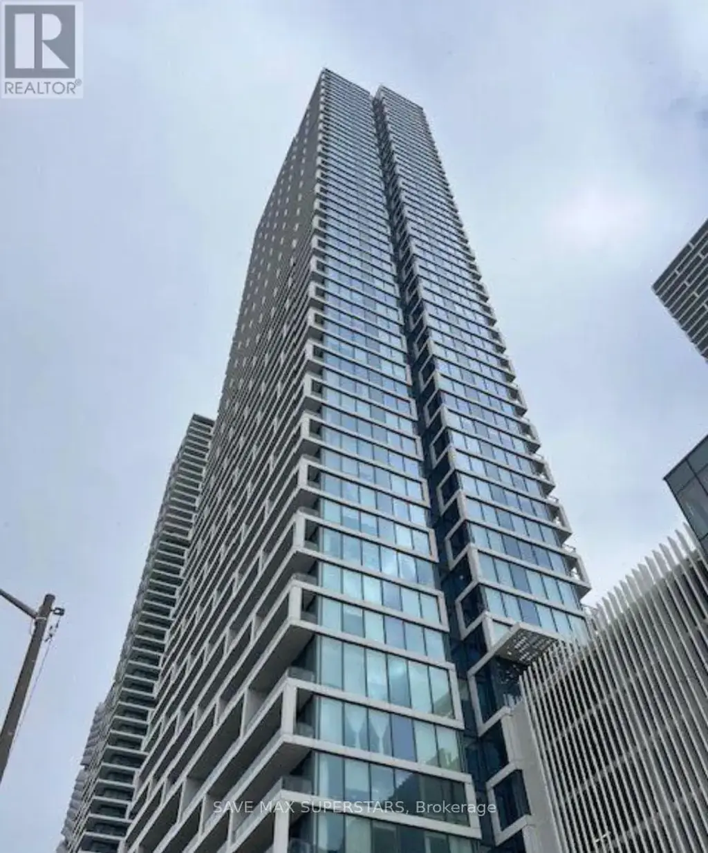 Shared Unit 3107 - 898 Portage Parkway, Vaughan (Vaughan Corporate Centre)