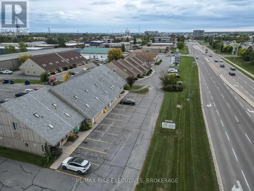 8 - 637 Norris Court, Kingston (City Northwest)
