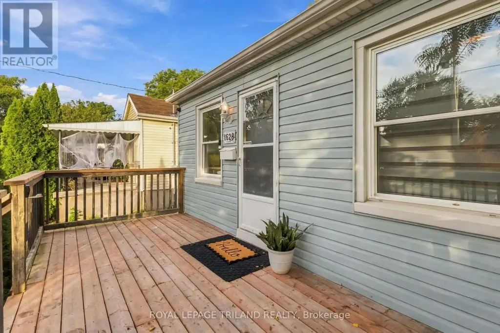 1628 Churchill Avenue, London East (East H)