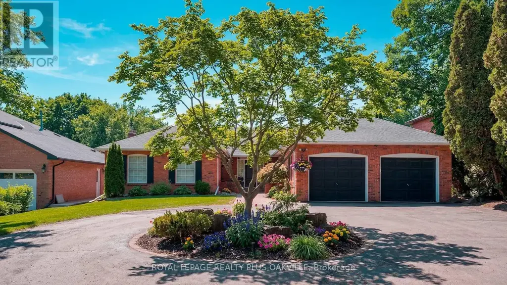 258 Shoreacres Road, Burlington (Shoreacres)