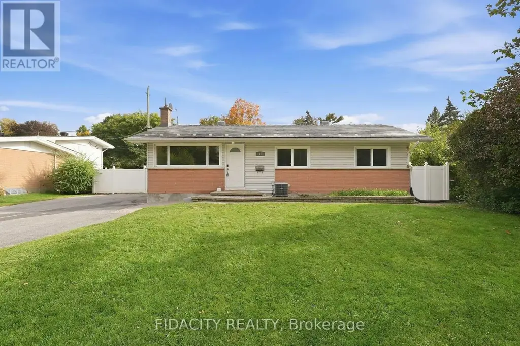 34 Stinson Avenue, Ottawa
