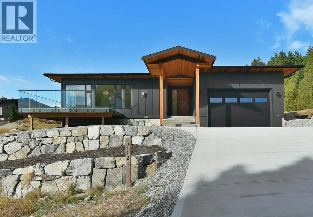 5112 Chapman Road, Sechelt