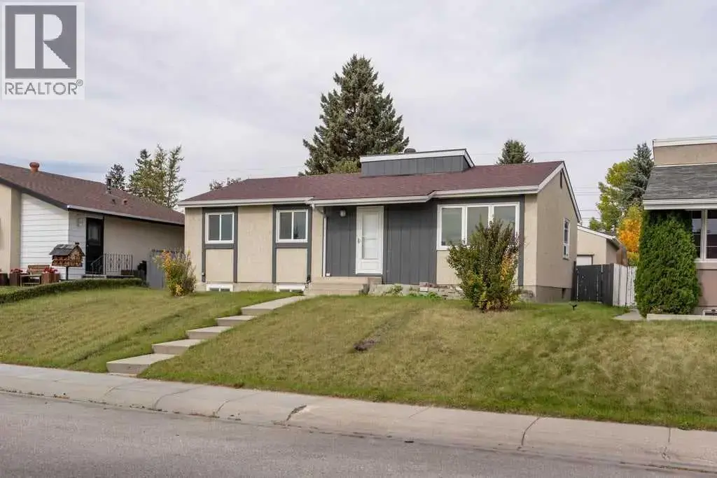 4628 Marcombe Road Ne, Calgary
