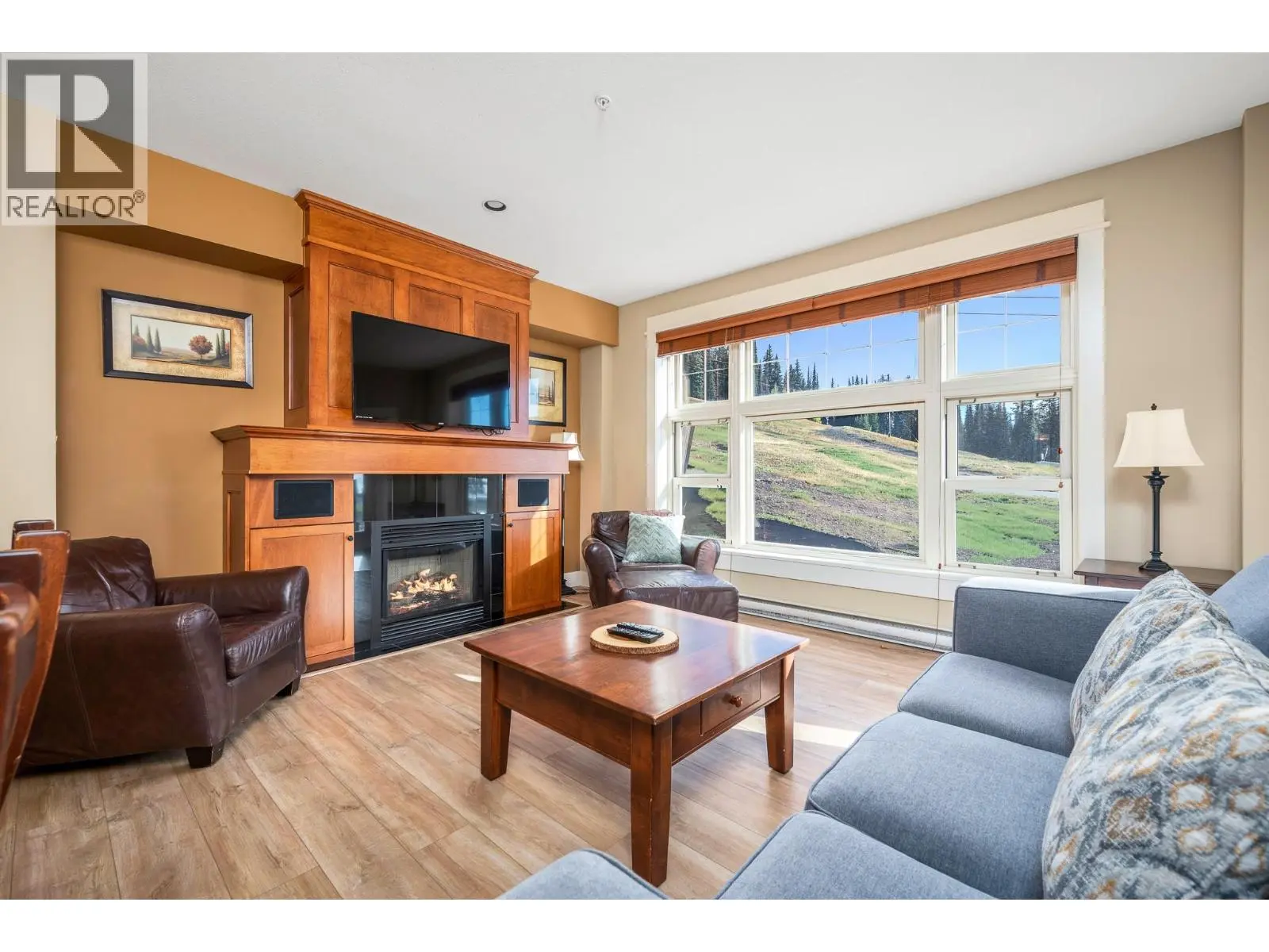 Photo of Listing #10401721