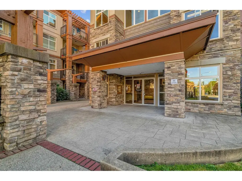 415 10237 133 Street, Surrey