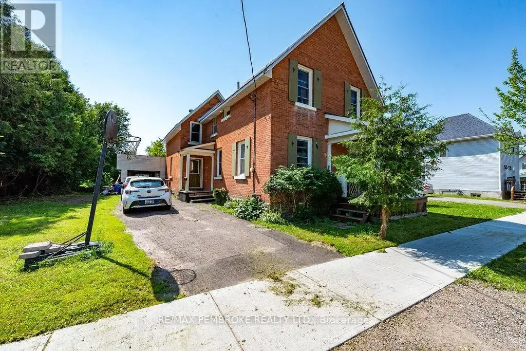 459 Somerset Street, Pembroke