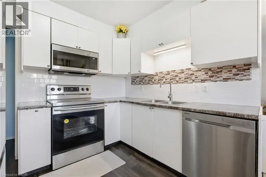 423 Westwood Drive Unit# 43, Kitchener