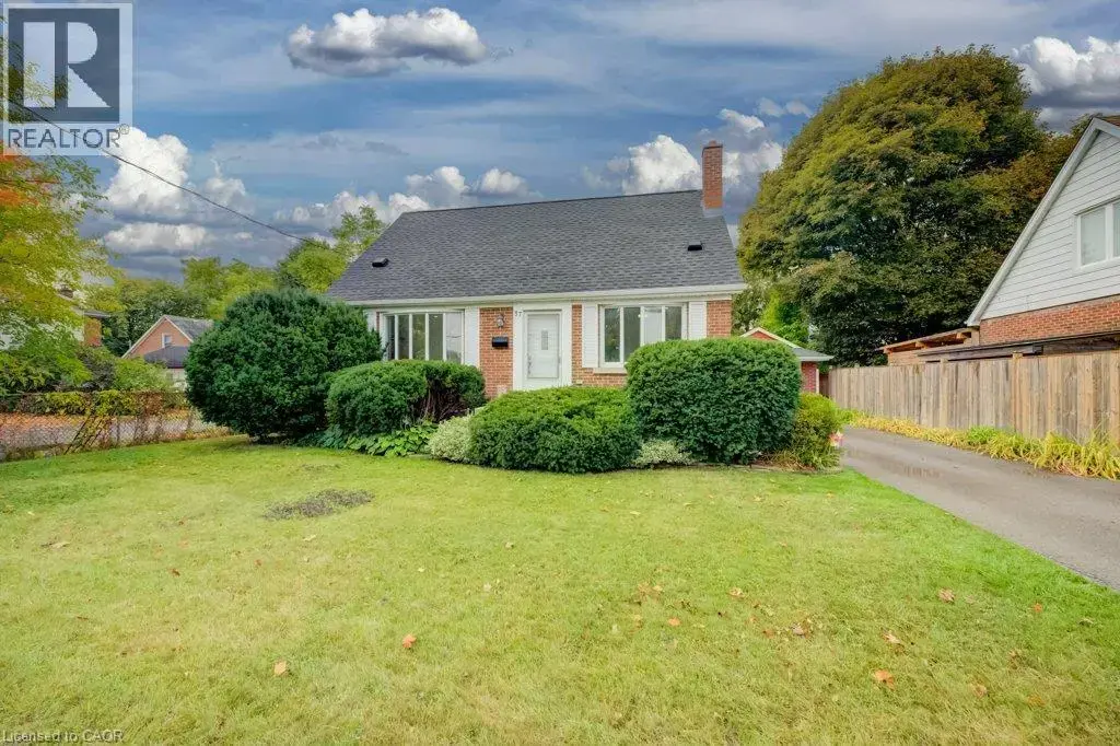 37 Margaret Avenue N, Waterloo
