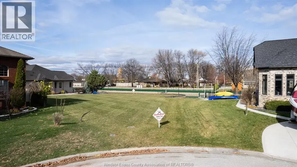 256 Moceri Crescent, Lakeshore