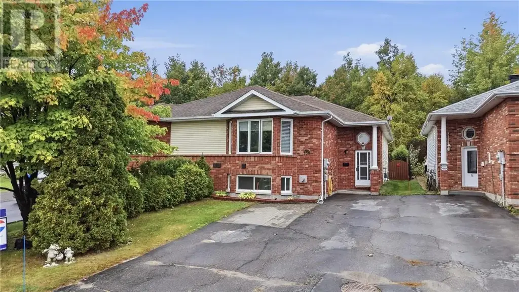 168 Amberdale Court, Sudbury