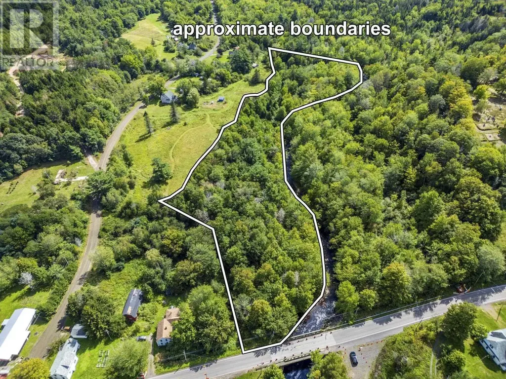 Lot Highway 201, Round Hill