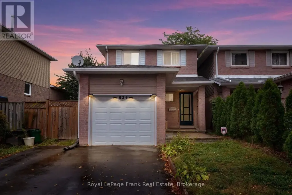 634 Down Crescent, Oshawa (Donevan)
