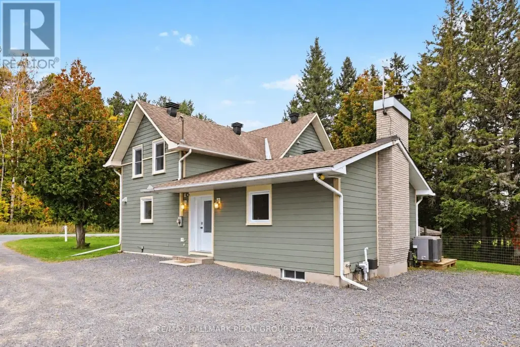 877 St Felix Road, Clarence-Rockland