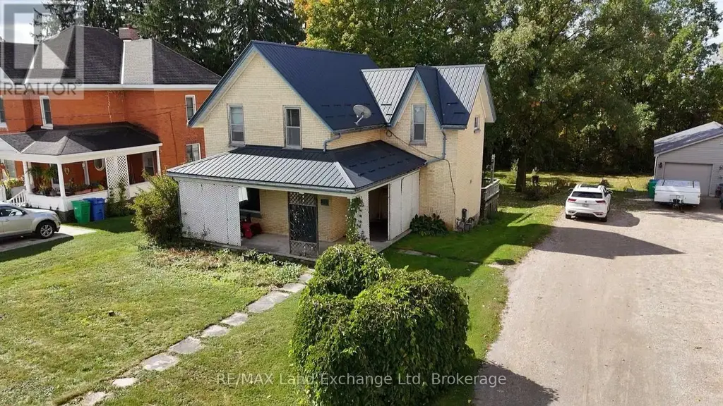 126 Diagonal Road, North Huron (Wingham)