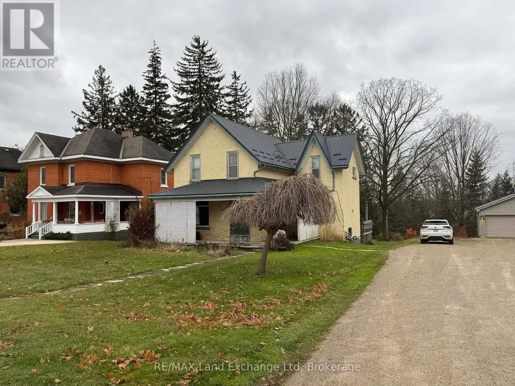 126 Diagonal Road, North Huron (Wingham)