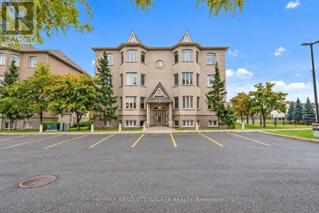 7 - 50 Briargate Private, Ottawa