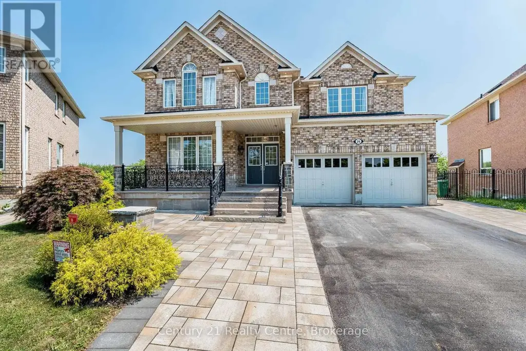 26 Catchfly Crescent, Brampton (Vales of Castlemore)