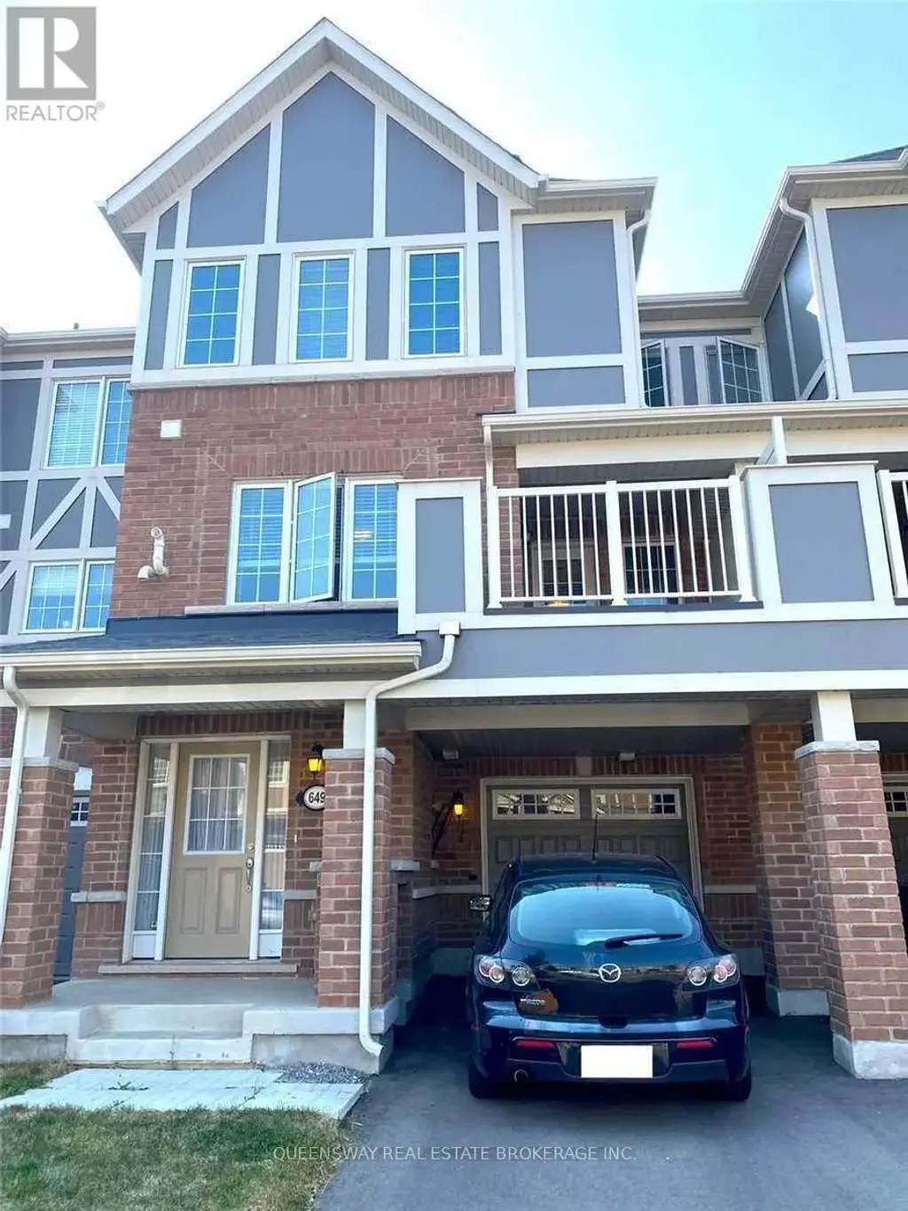 649 Laking Terrace, Milton (CL Clarke)