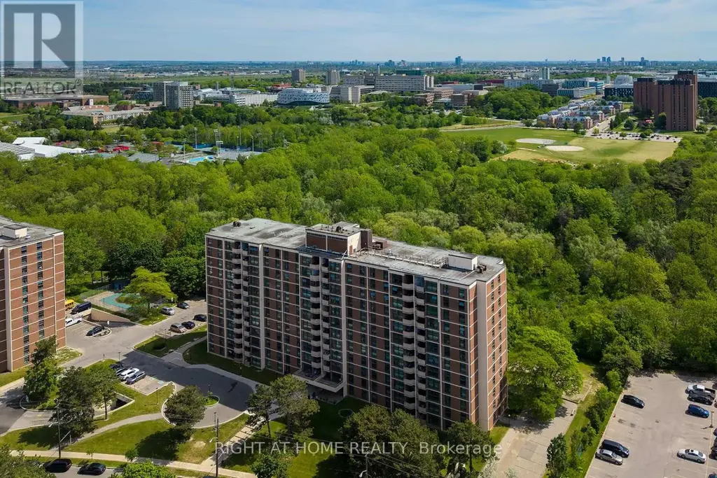 608 - 335 Driftwood Avenue, Toronto (Black Creek)