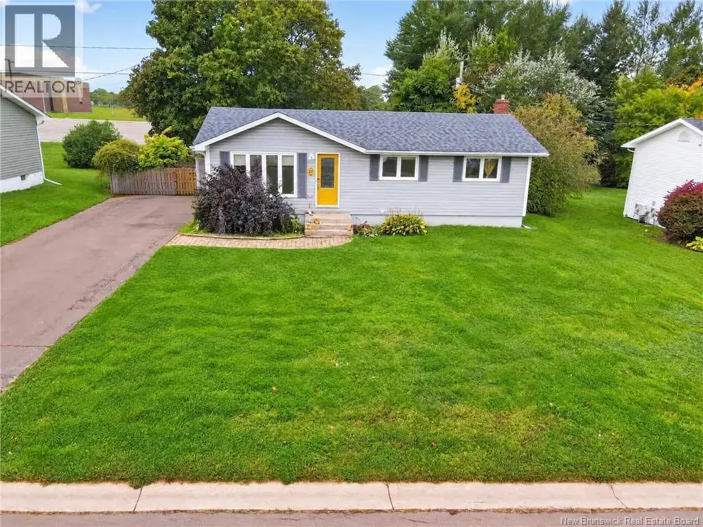 27 Alphonse Street, Shediac