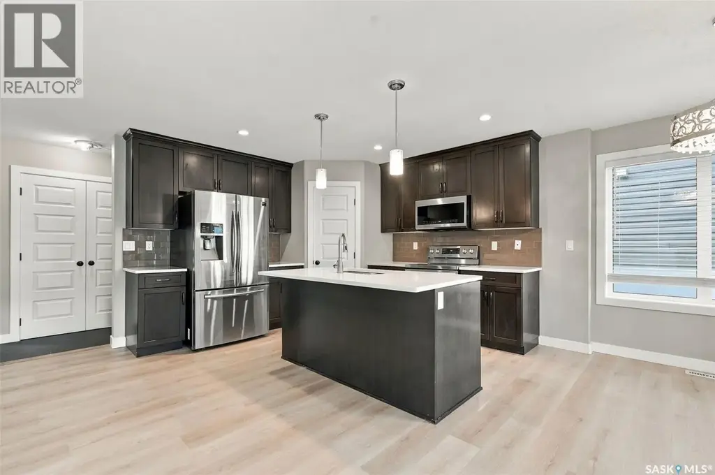 155 Dagnone Lane, Saskatoon