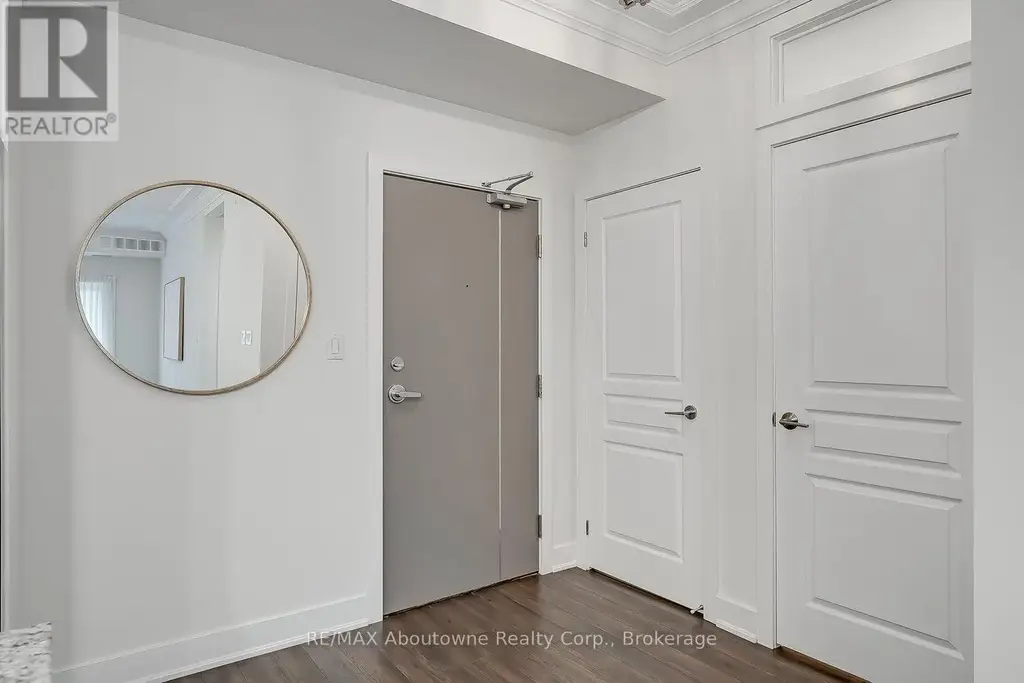 102 - 128 Garden Drive, Oakville (CO Central)