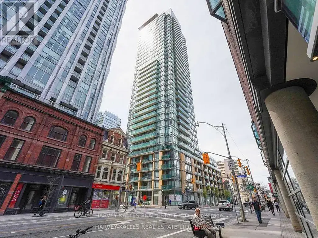 1305 - 18 Yorkville Avenue, Toronto (Annex)