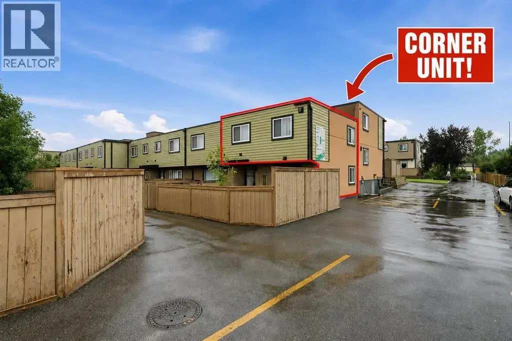 99, 3809 45 Street Sw, Calgary