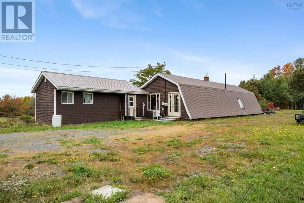 1268 Plains Road, Debert