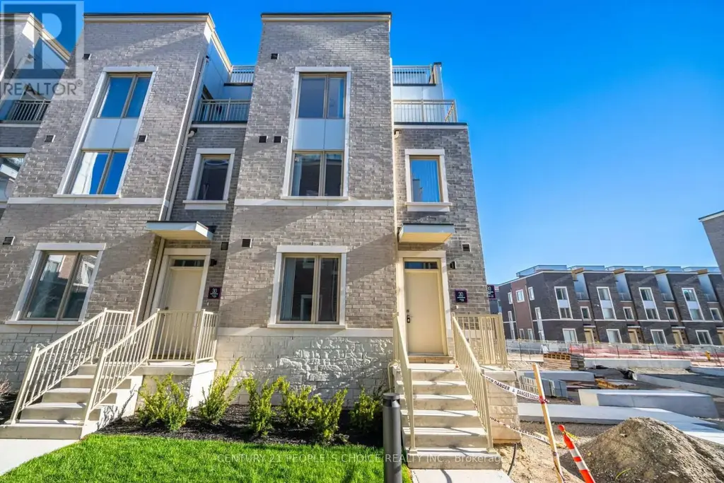 126 - 30 Almond Blossom Mews, Vaughan (Vaughan Corporate Centre)