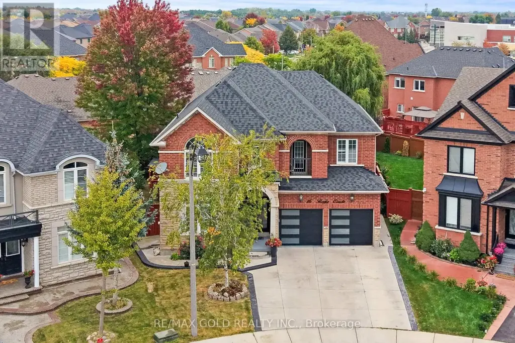16 Regis Circle, Brampton (Vales of Castlemore North)