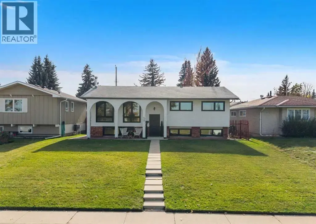 68 Lake Emerald Road Se, Calgary