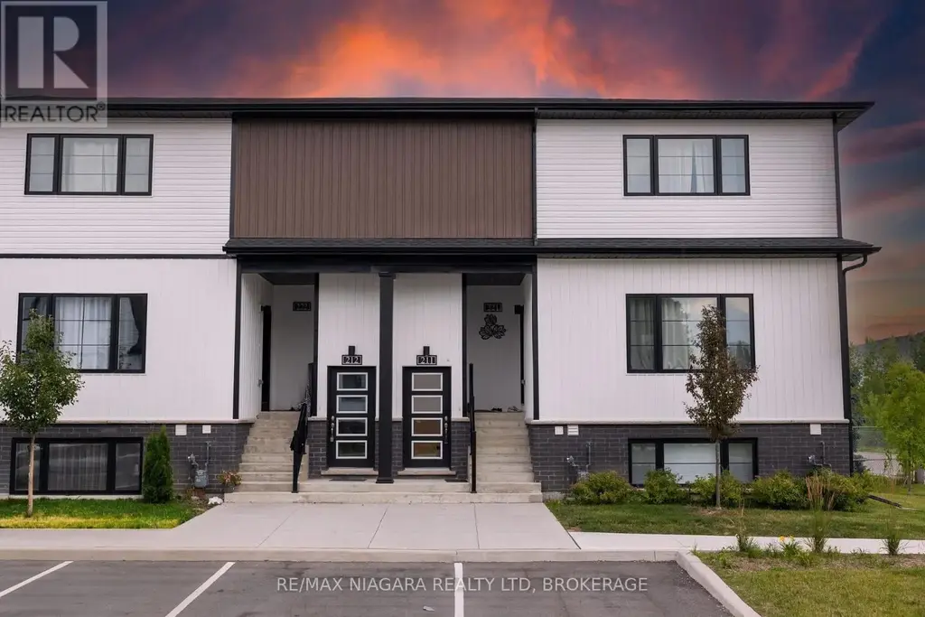 4263 Fourth Avenue, Niagara Falls (Downtown)