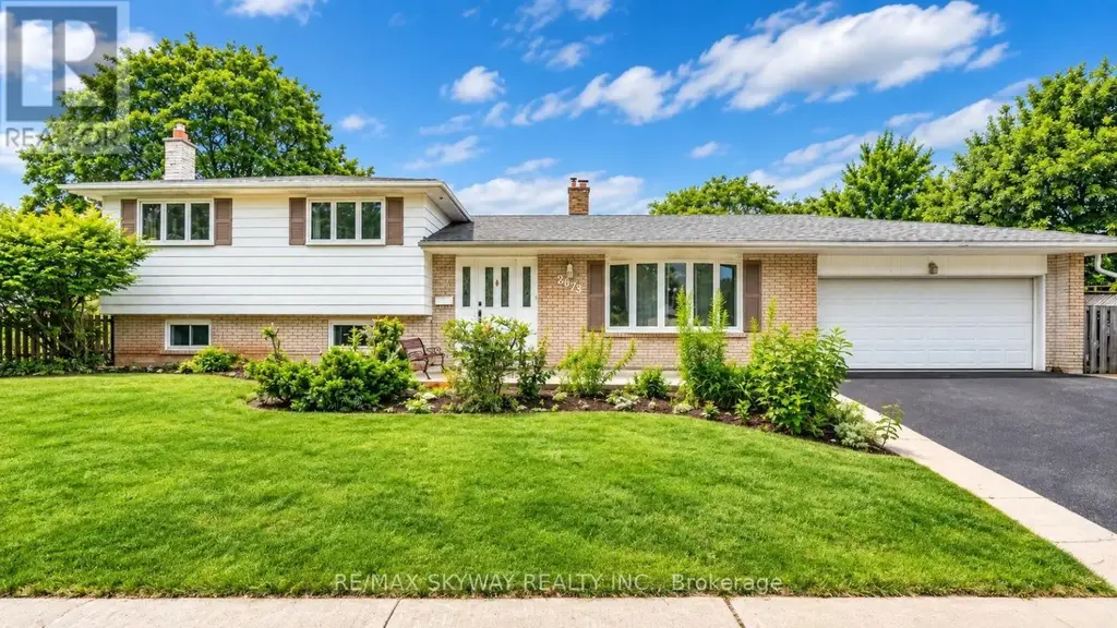 2673 Thorn Lodge Drive, Mississauga (Sheridan)