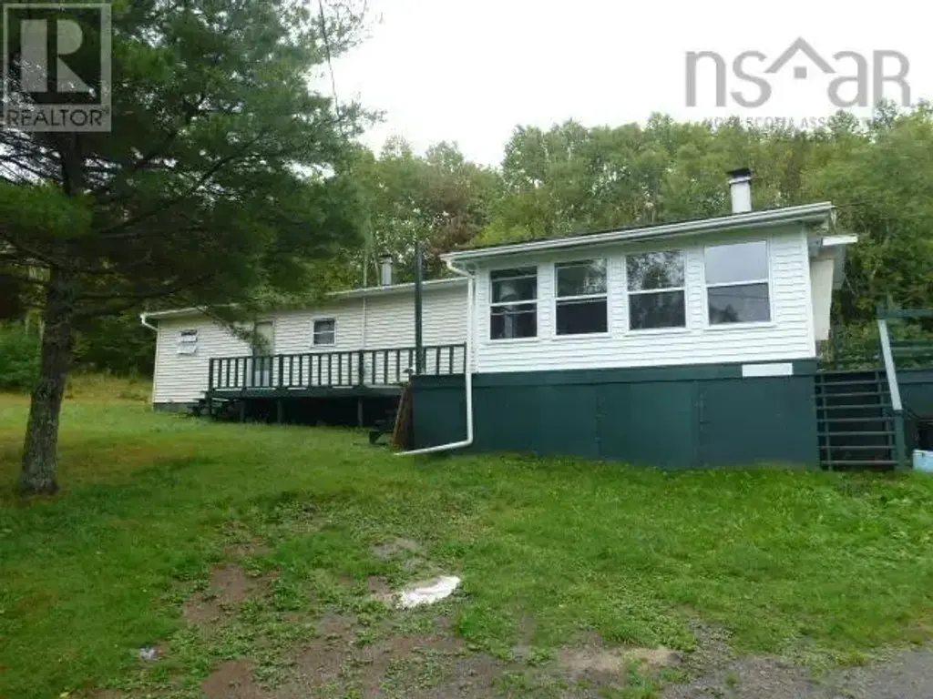 3550 West Bay Highway, St George's Channel