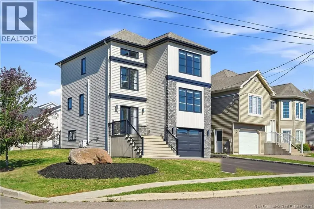 279 Freeman, Moncton