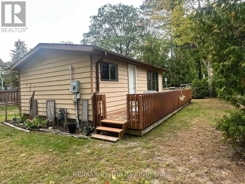 755 Shore Lane, Wasaga Beach