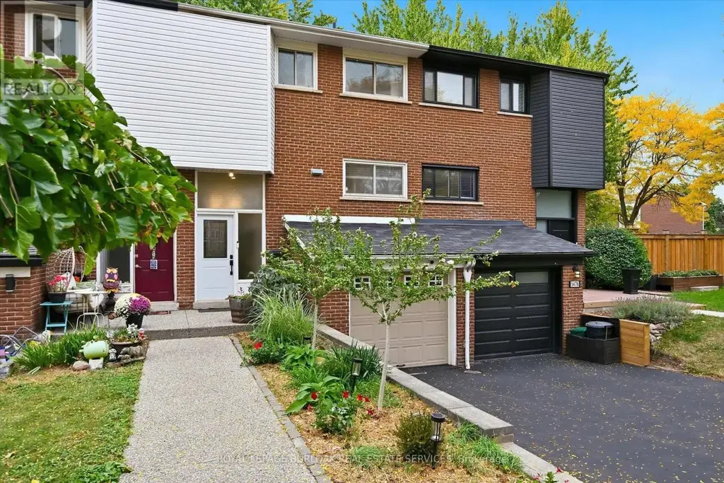 5474 Schueller Crescent, Burlington (Appleby)