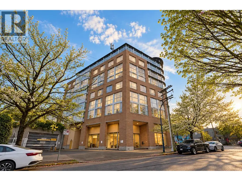 402 288 E 8th Avenue, Vancouver