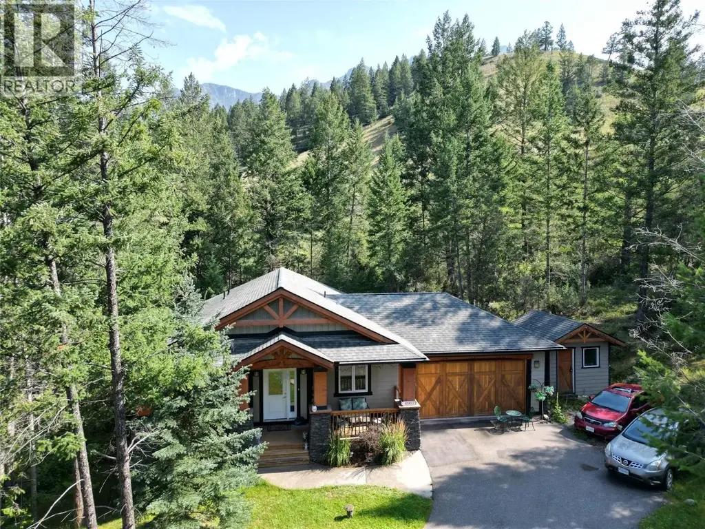 4967 Saddlewood Lane, Radium Hot Springs