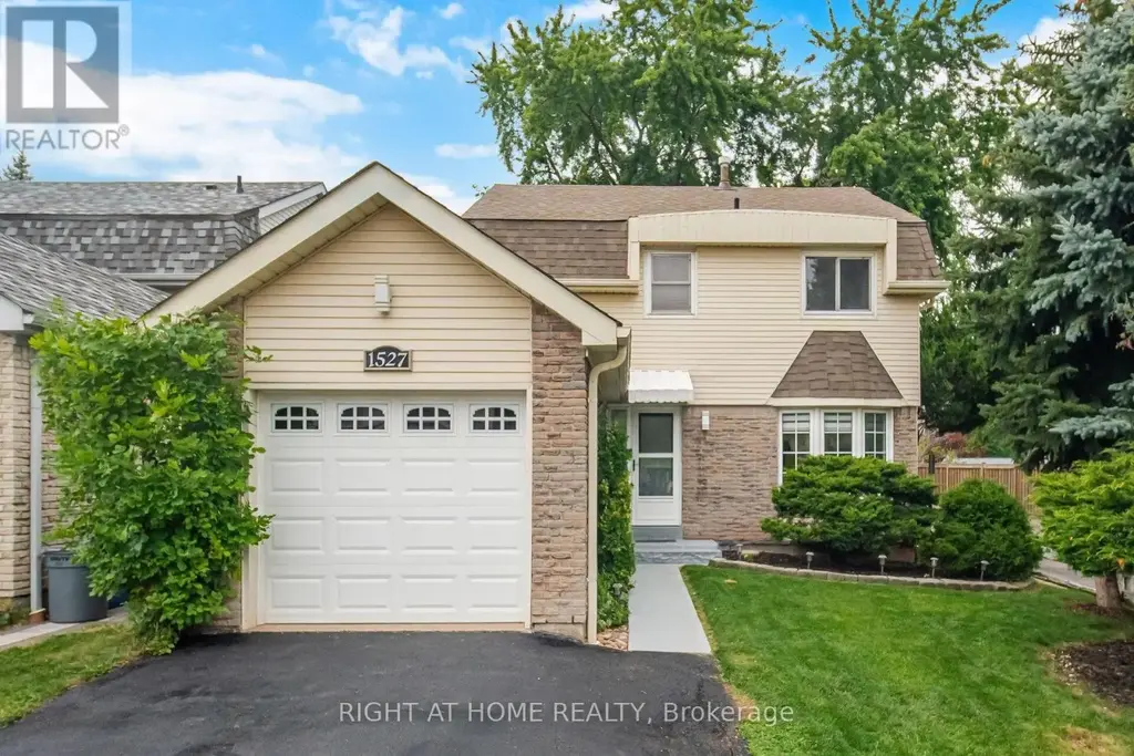 1527 Forestdale Court, Oakville (FA Falgarwood)