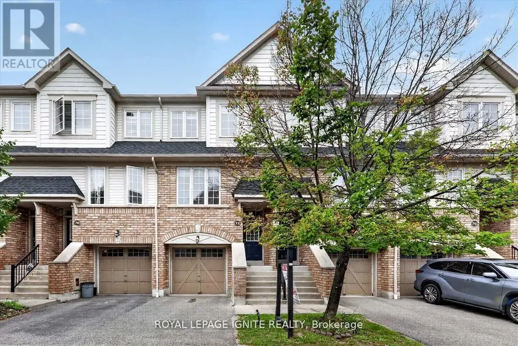 72 Oakins Lane, Ajax (Northwest Ajax)