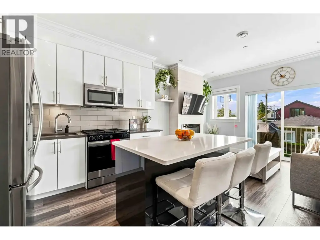 3162 Venables Street, Vancouver