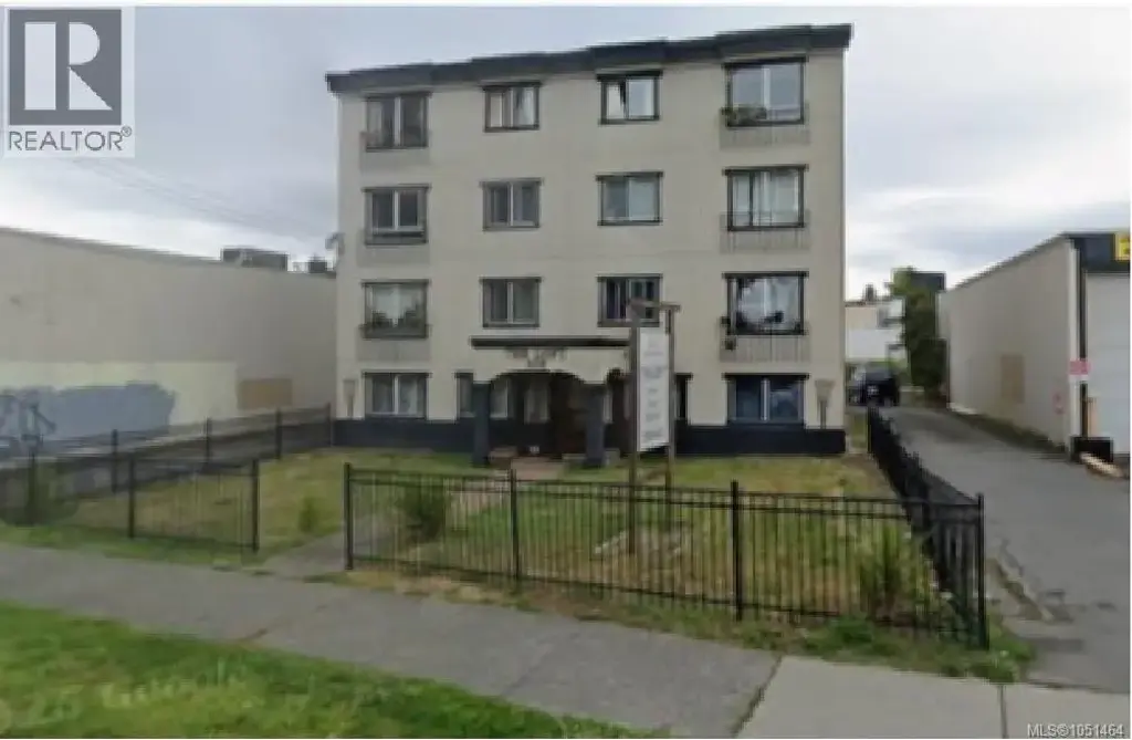 614 Esquimalt Rd, Victoria