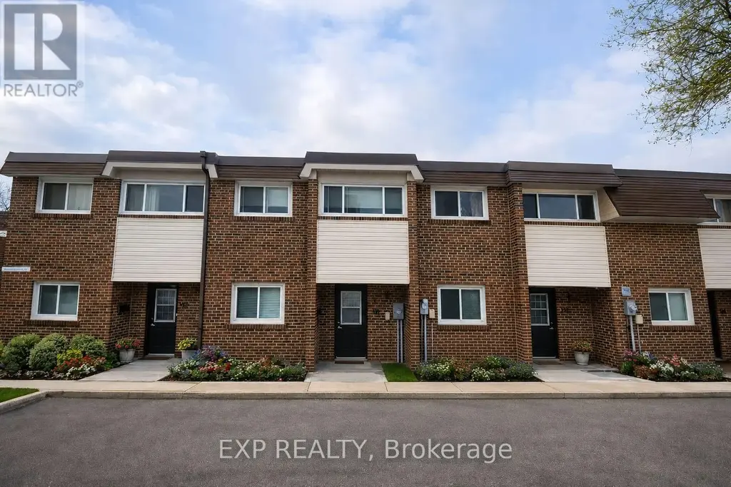 111 - 55 Godstone Road, Toronto (Don Valley Village)