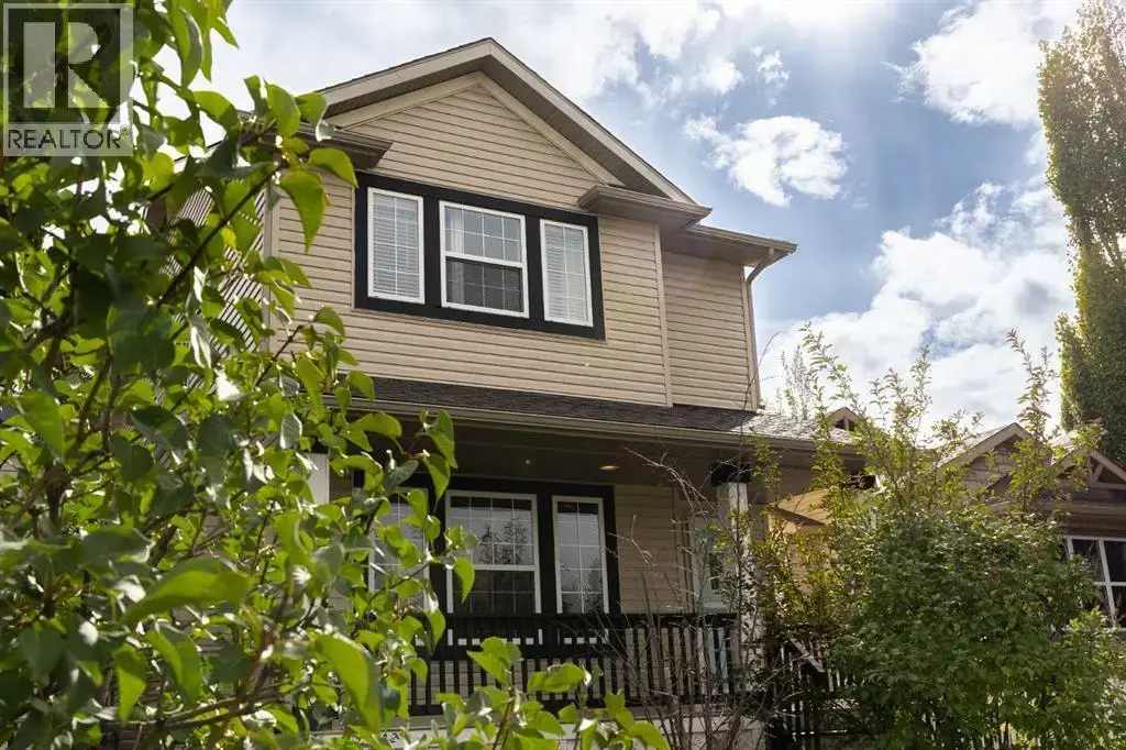 196 Eversyde Circle Sw, Calgary