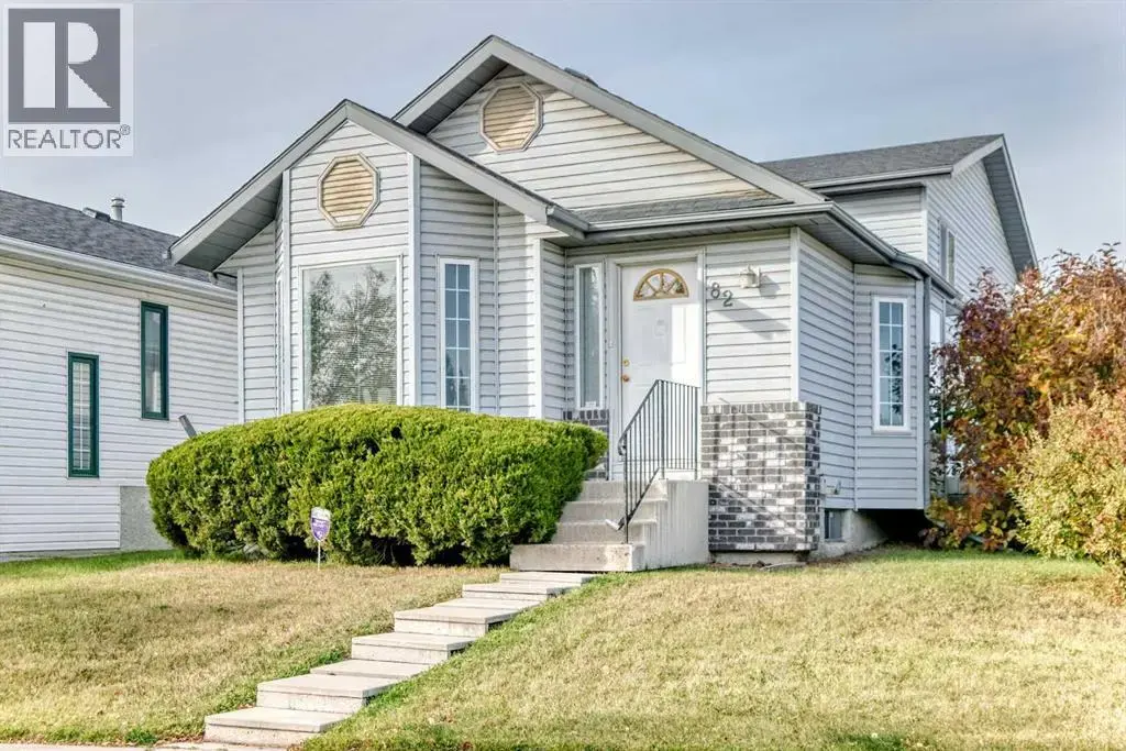 82 Riverglen Drive Se, Calgary
